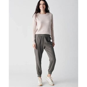 Faherty arlie jogger pant surplus green